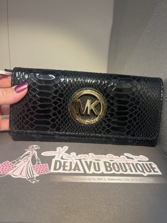 Michael Kors Fold Over Wallet