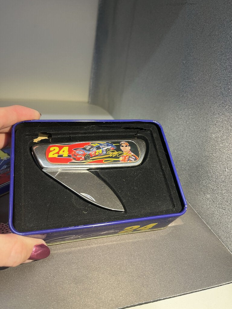 Nascar Pocket Knife with Tin