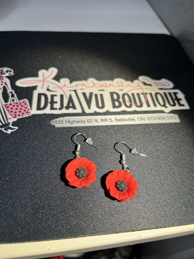 Mini Poppy Earrings