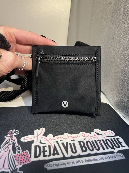 Lululemon Ever Ready Small Crossbody