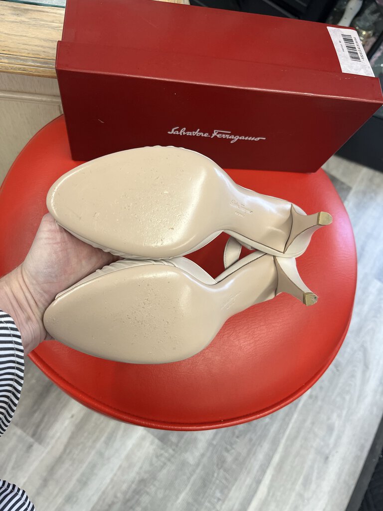 Salvatore Ferragamo Peep Toe (9)